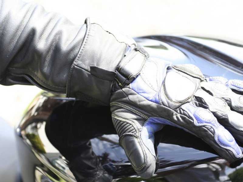 motorističke rukavice za vožnju motorom
